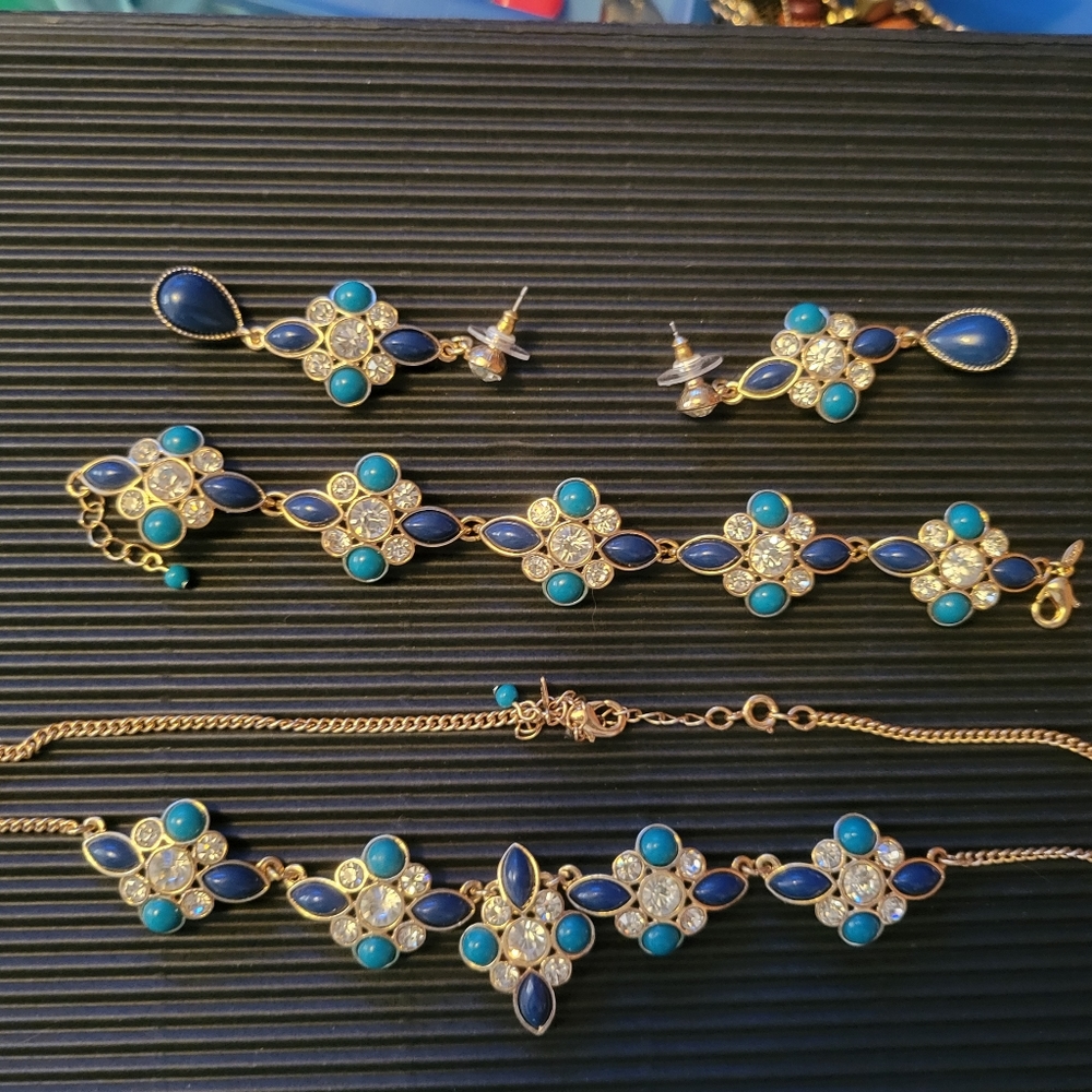 1980s Avon JJH Choker necklace, bracelet, and post earrings